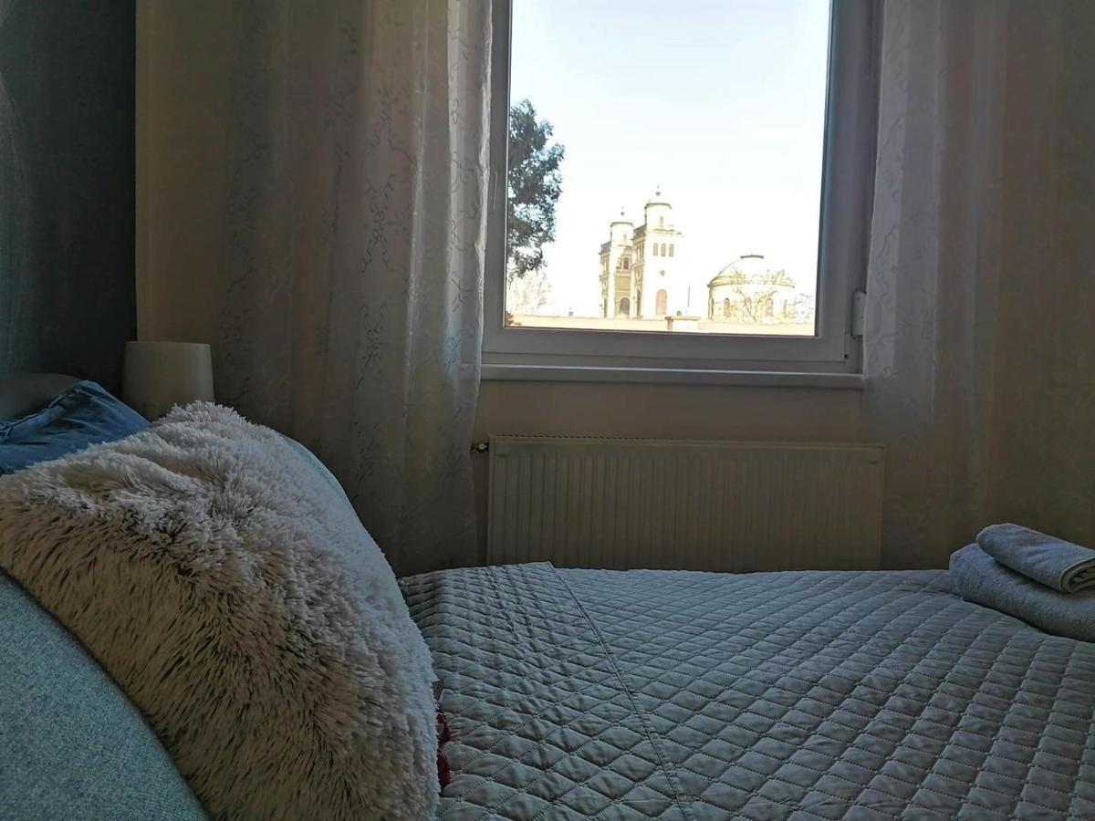 Sweet Central Apartment ,In The City Center Eger Exteriör bild